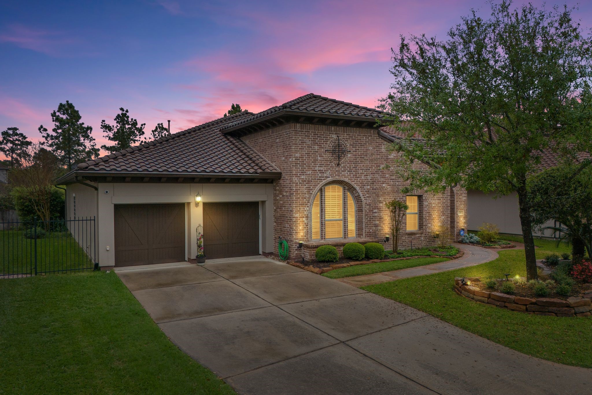 126 W Cresta Bend Place Spring TX 77389