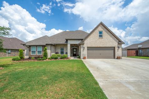 100 Poppy Street Lake Jackson TX 77566