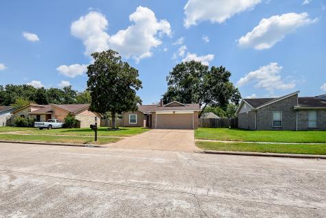 2819 Pheasant Creek Drive Sugar Land TX 77498