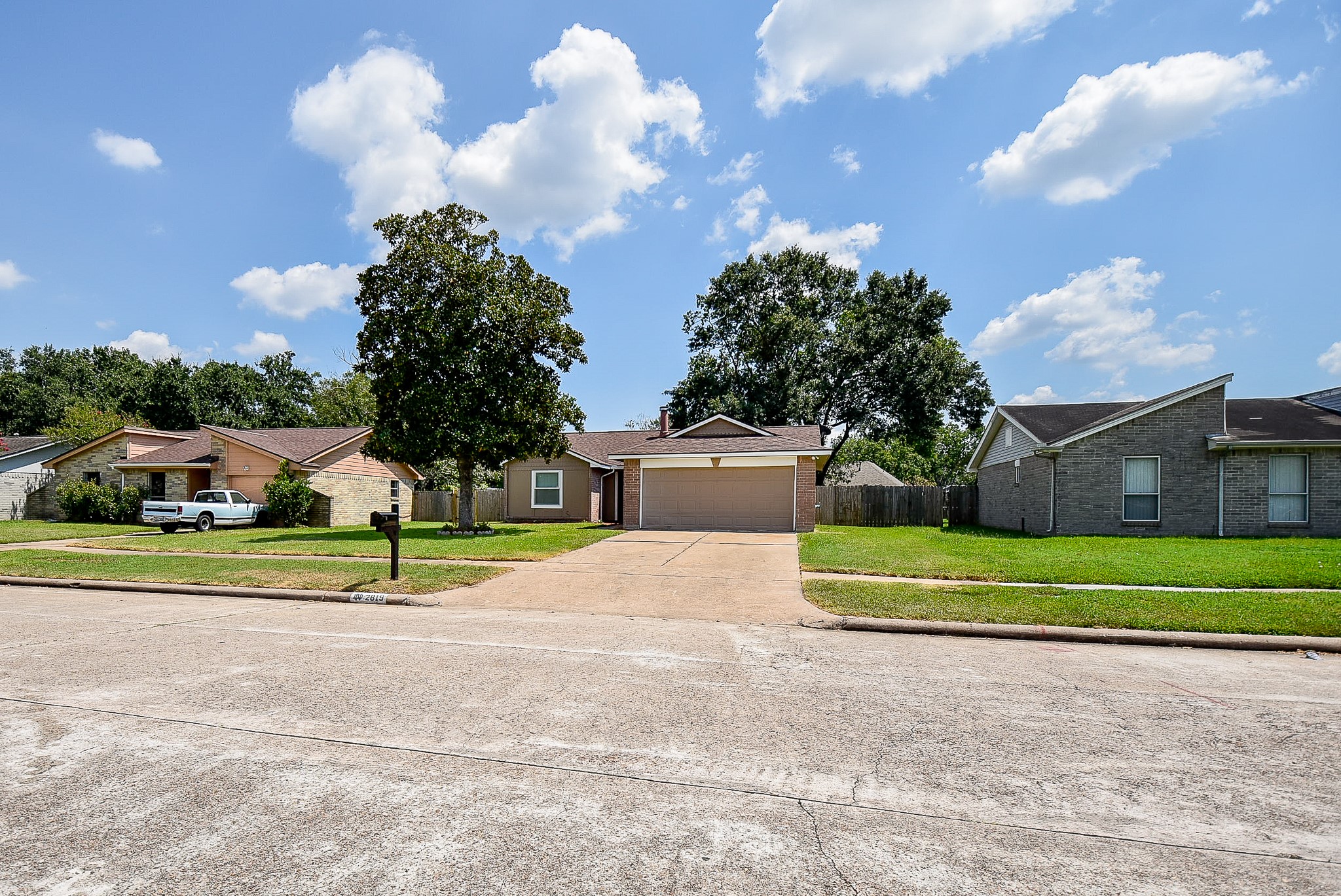 2819 Pheasant Creek Drive Sugar Land TX 77498