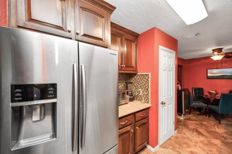 37 Wagon Lane Loop Angleton TX 77515