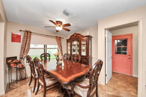37 Wagon Lane Loop Angleton TX 77515