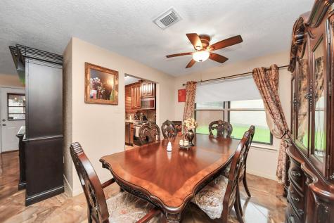 37 Wagon Lane Loop Angleton TX 77515