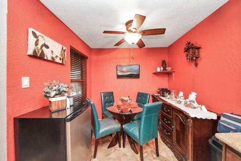 37 Wagon Lane Loop Angleton TX 77515