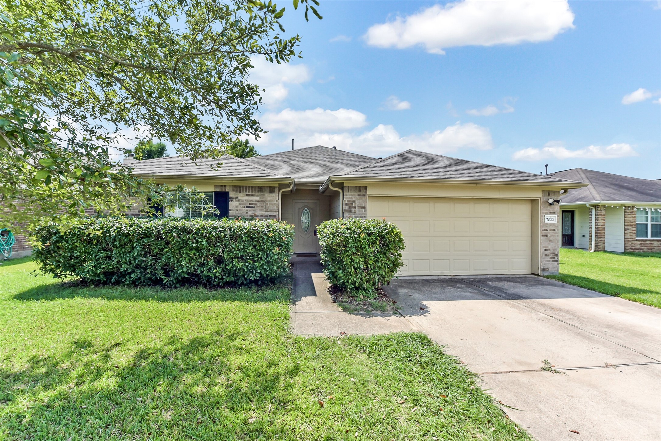 7022 Sun Creek Drive Hitchcock TX 77563