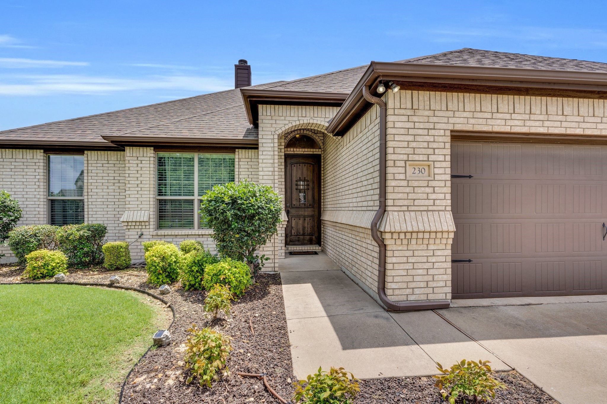 230 Canterbury Court Midlothian TX 76065