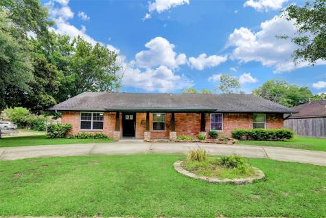 6103 Reamer Street Houston TX 77074