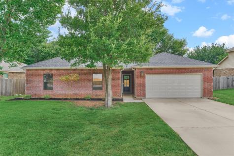 12235 Ridgecrest Drive Willis TX 77318