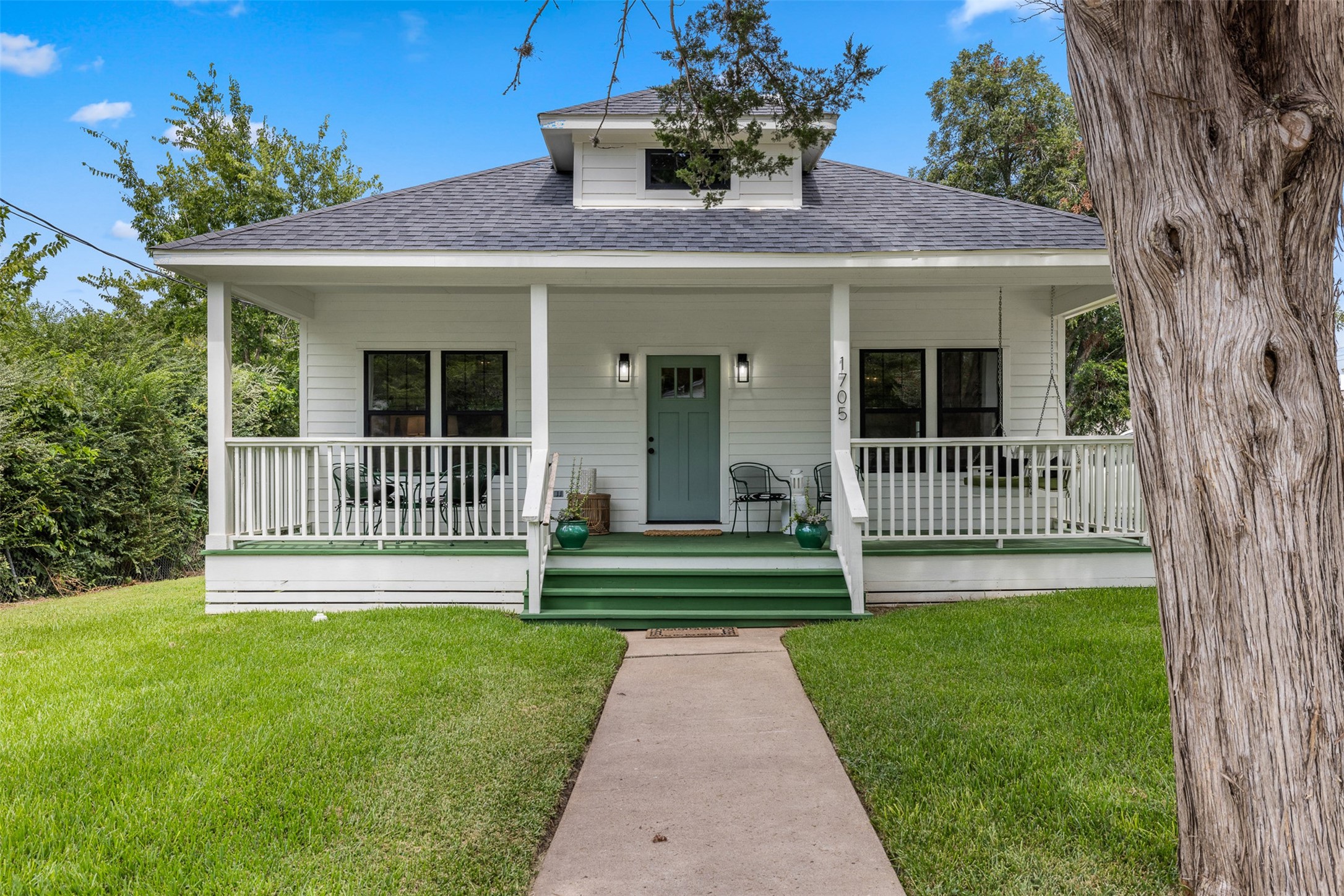 1705 S Jackson Street Brenham TX 77833