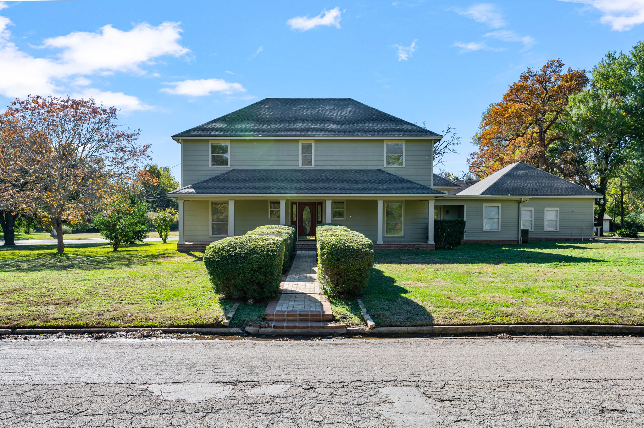 141 S Grace Street Crockett TX 75835