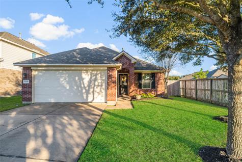 6705 Sequoia Creek Court Dickinson TX 77539