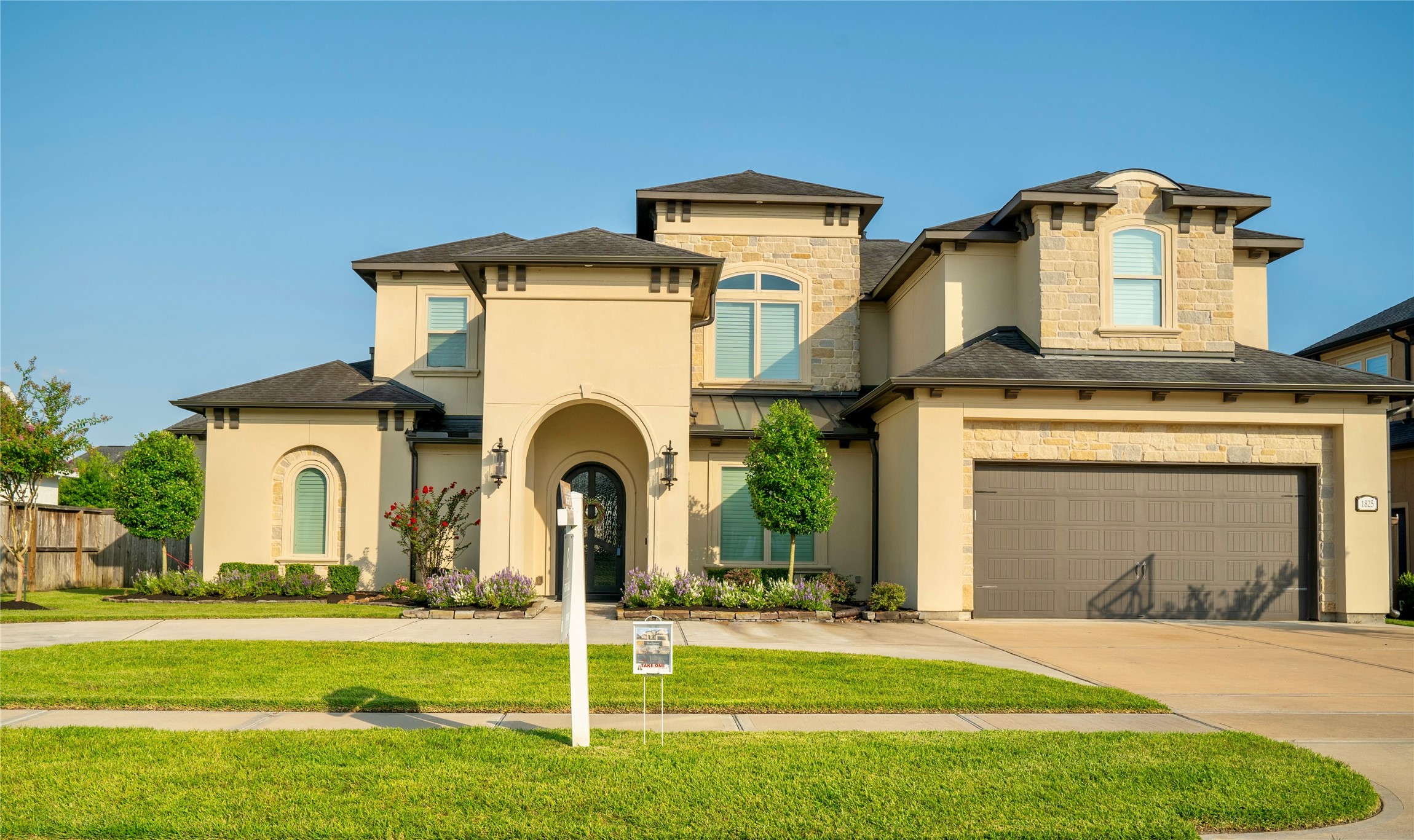 1825 Anna Way Friendswood TX 77546
