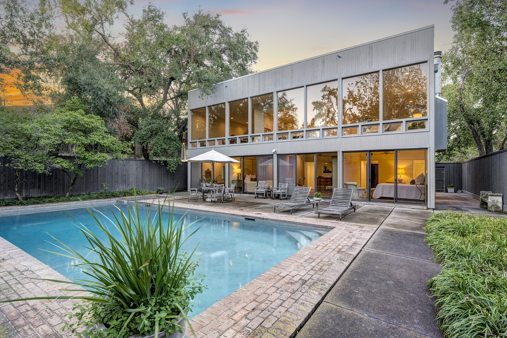 1910 Sunset Boulevard Houston TX 77005