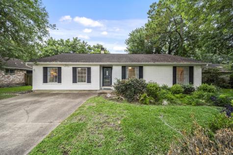16314 Oxnard Lane Friendswood TX 77546
