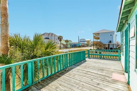 17404 Bristow Drive Galveston TX 77554