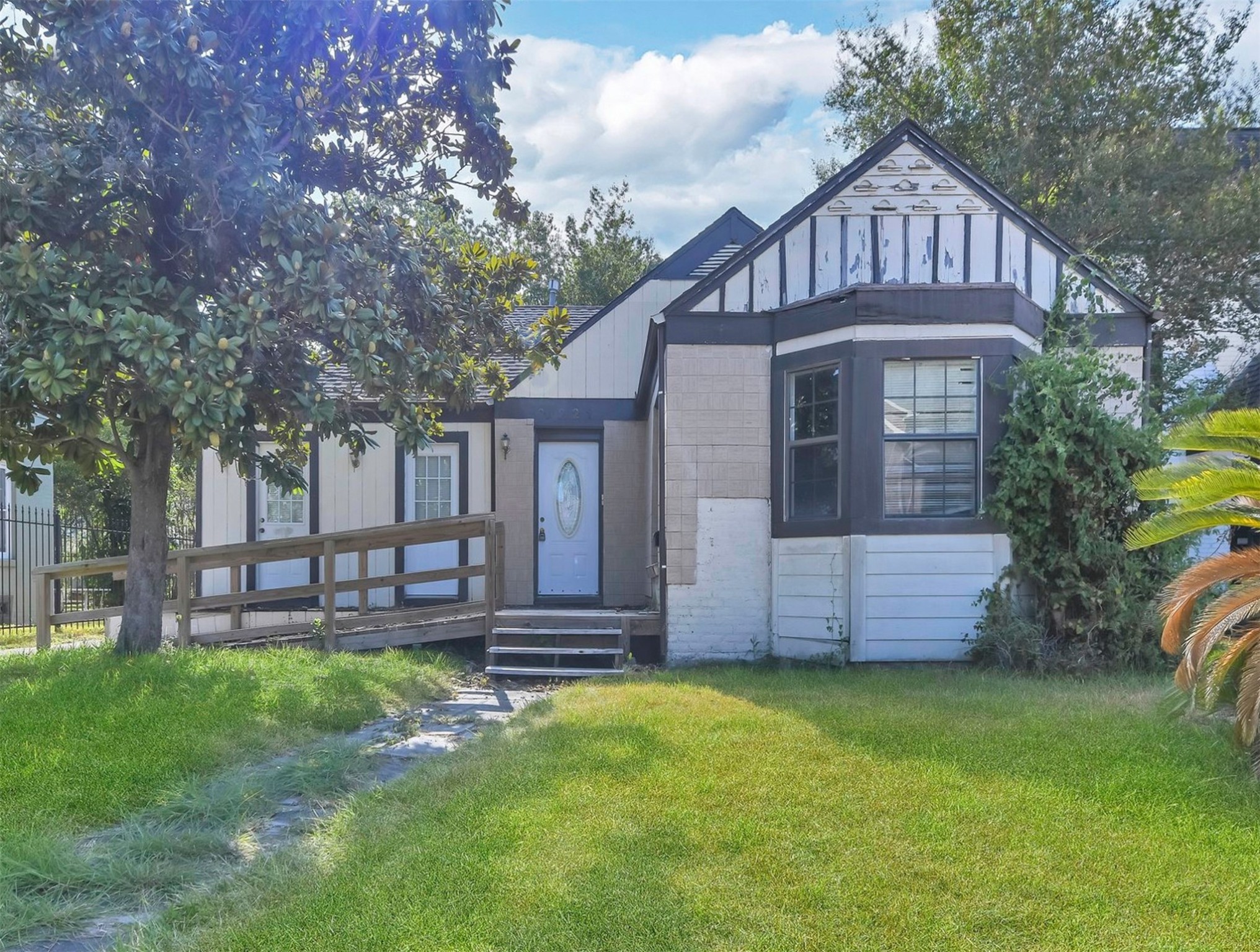 5221 Hancock Street Houston TX 77004