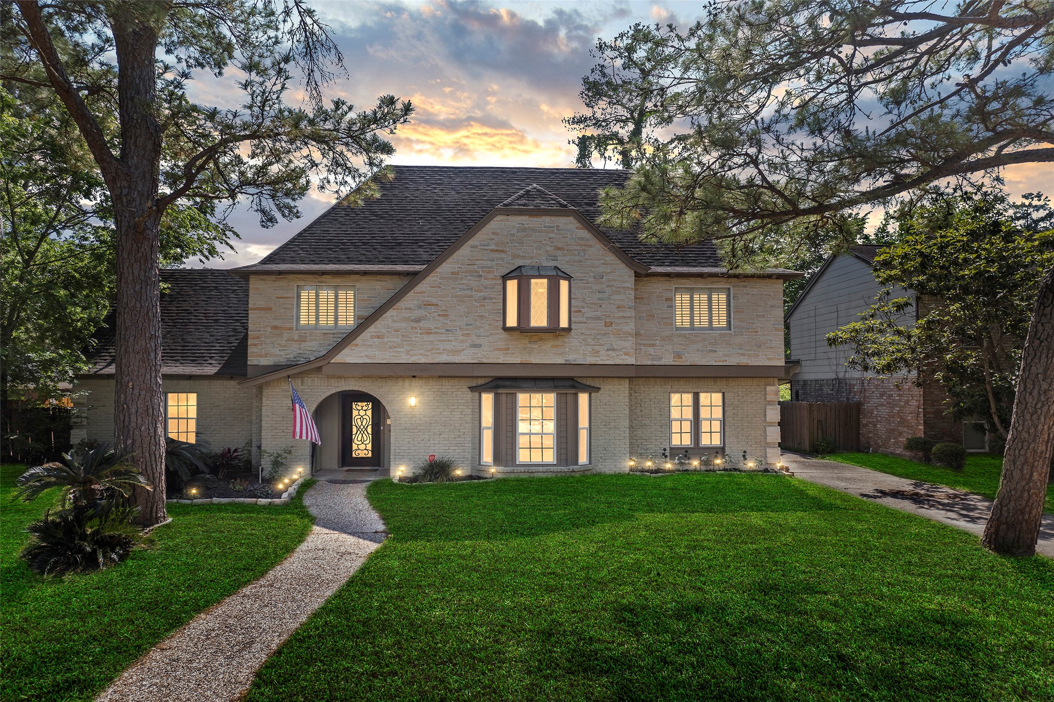 18043 Ella Boulevard Houston TX 77090