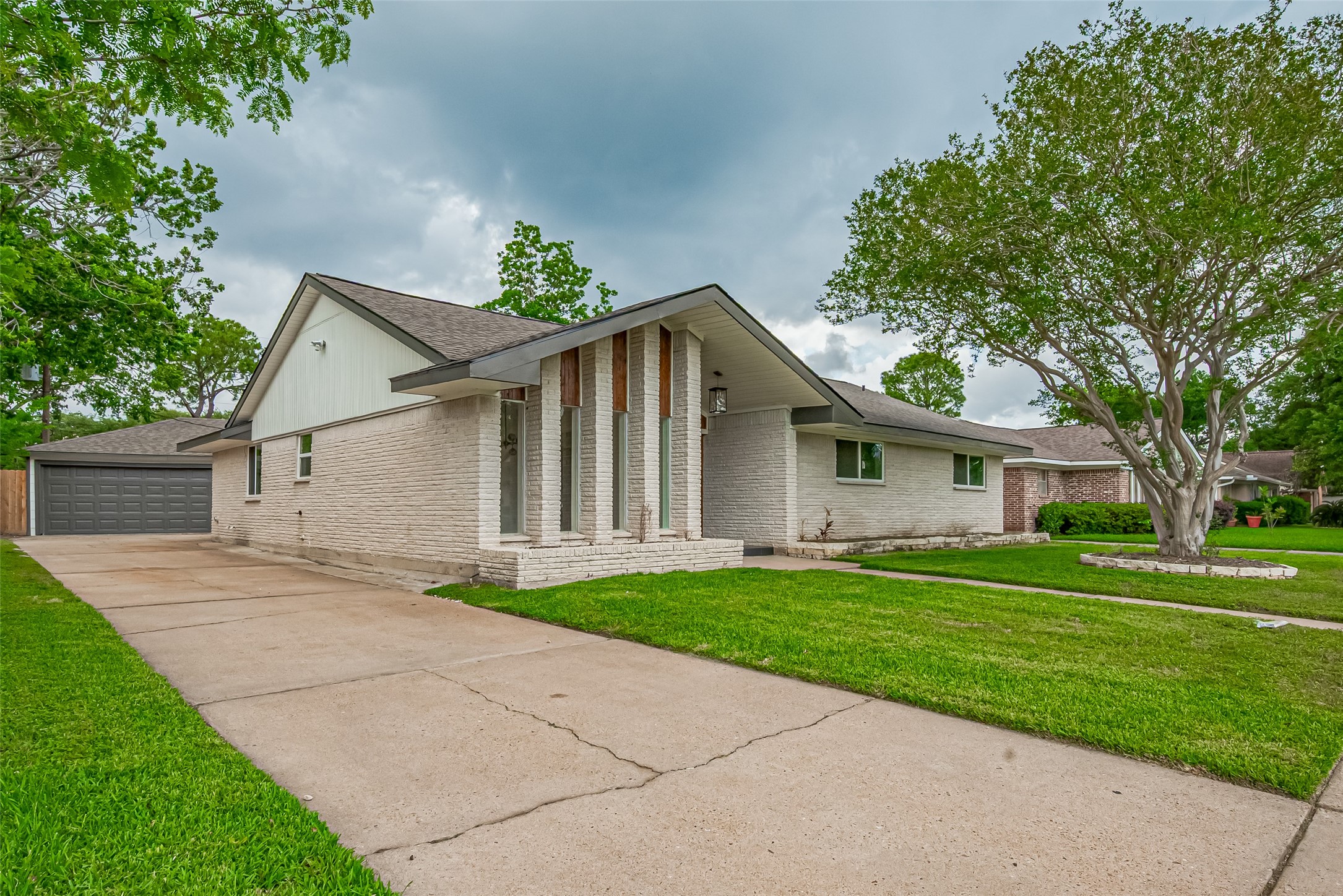 6038 Dumfries Drive Houston TX 77096