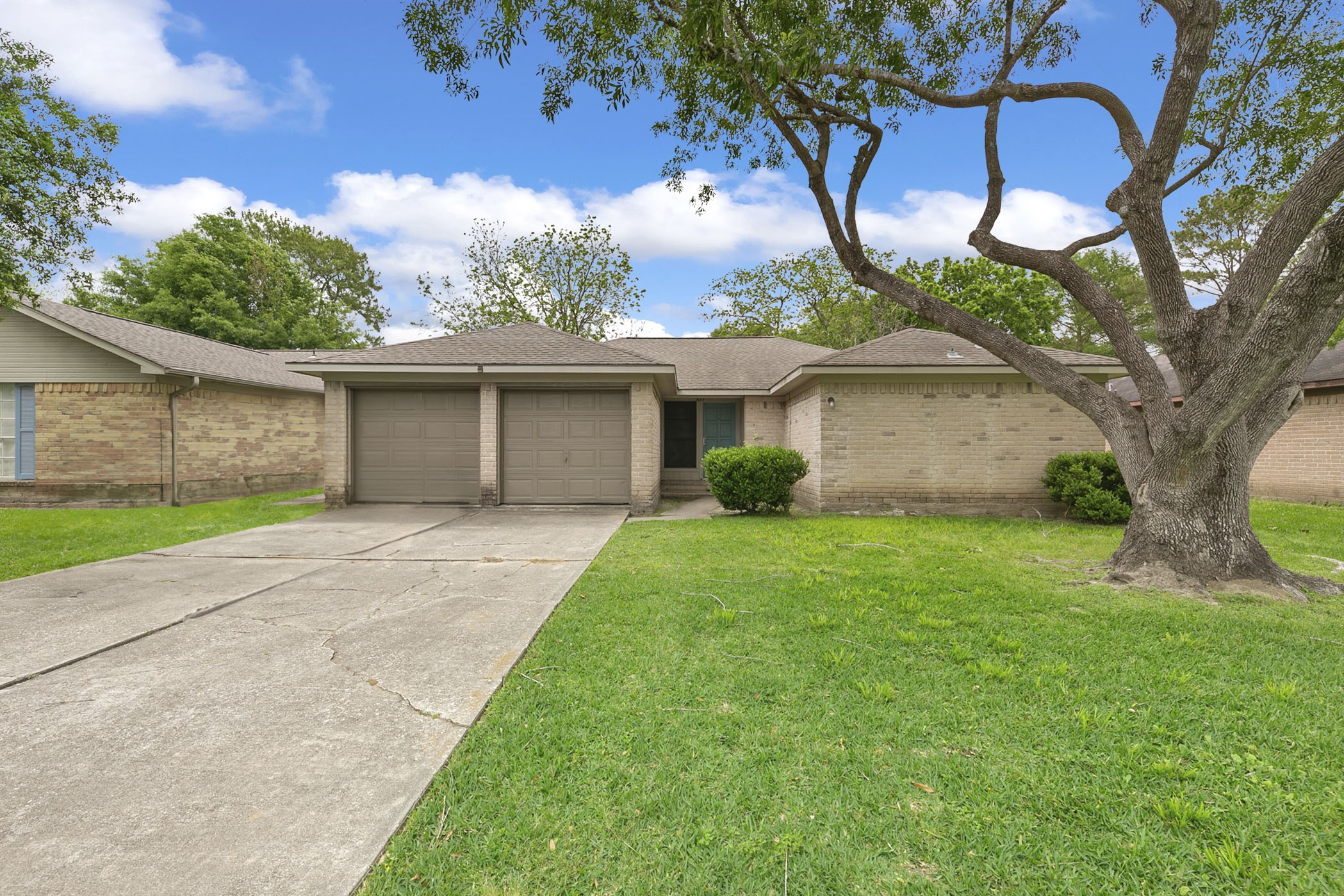 314 Bayridge Drive League City TX 77573