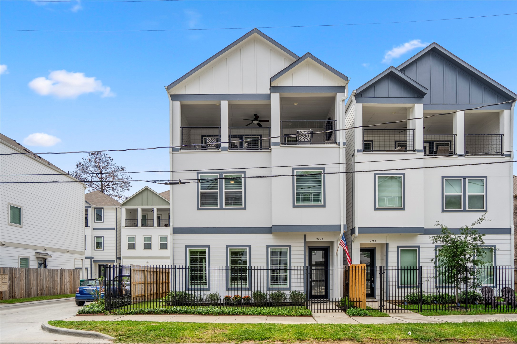 915 W 35th Street A Houston TX 77018