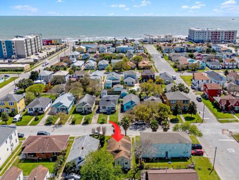 4120 Avenue S 1/2 Galveston TX 77550