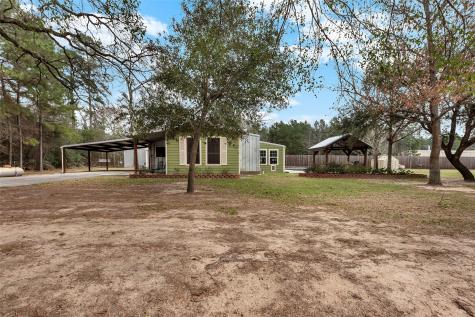 13 Jack Pate Road New Waverly TX 77358