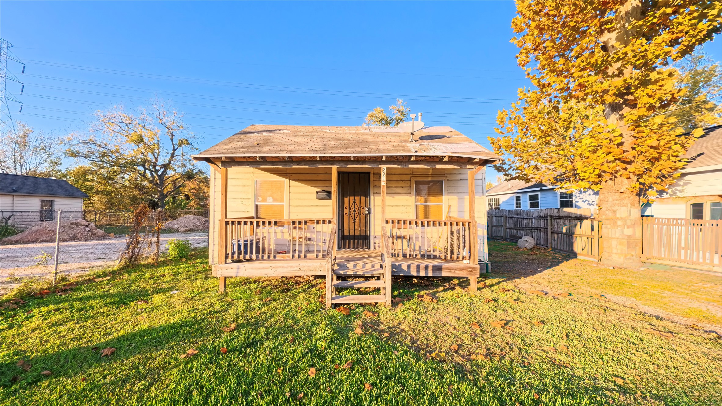 2915 Creston Drive Houston TX 77026