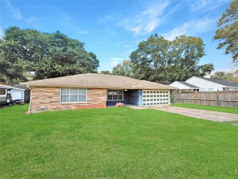 6251 32nd Street Groves TX 77619