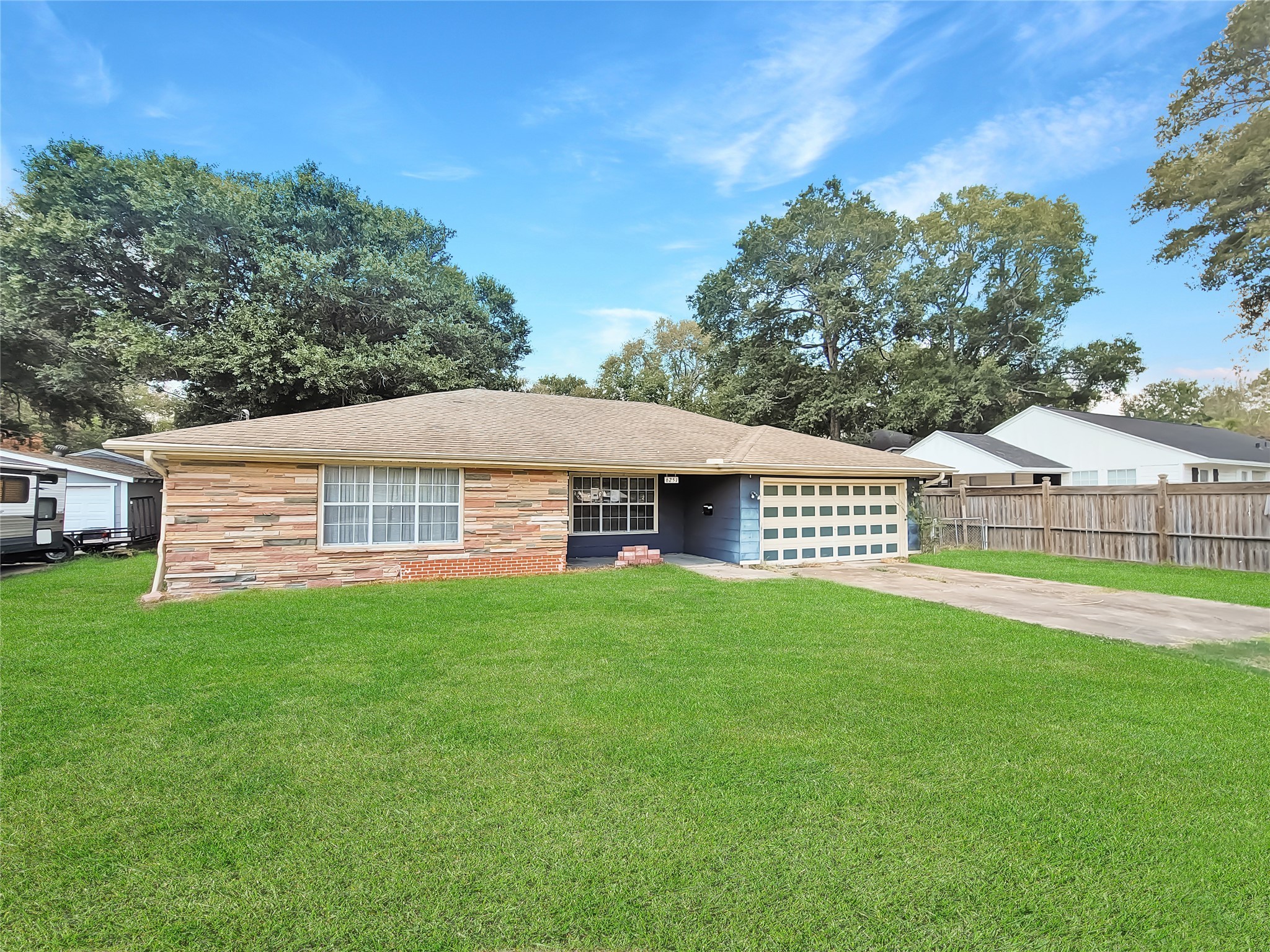 6251 32nd Street Groves TX 77619