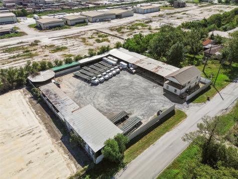 16422 Sunshine Street Houston TX 77049
