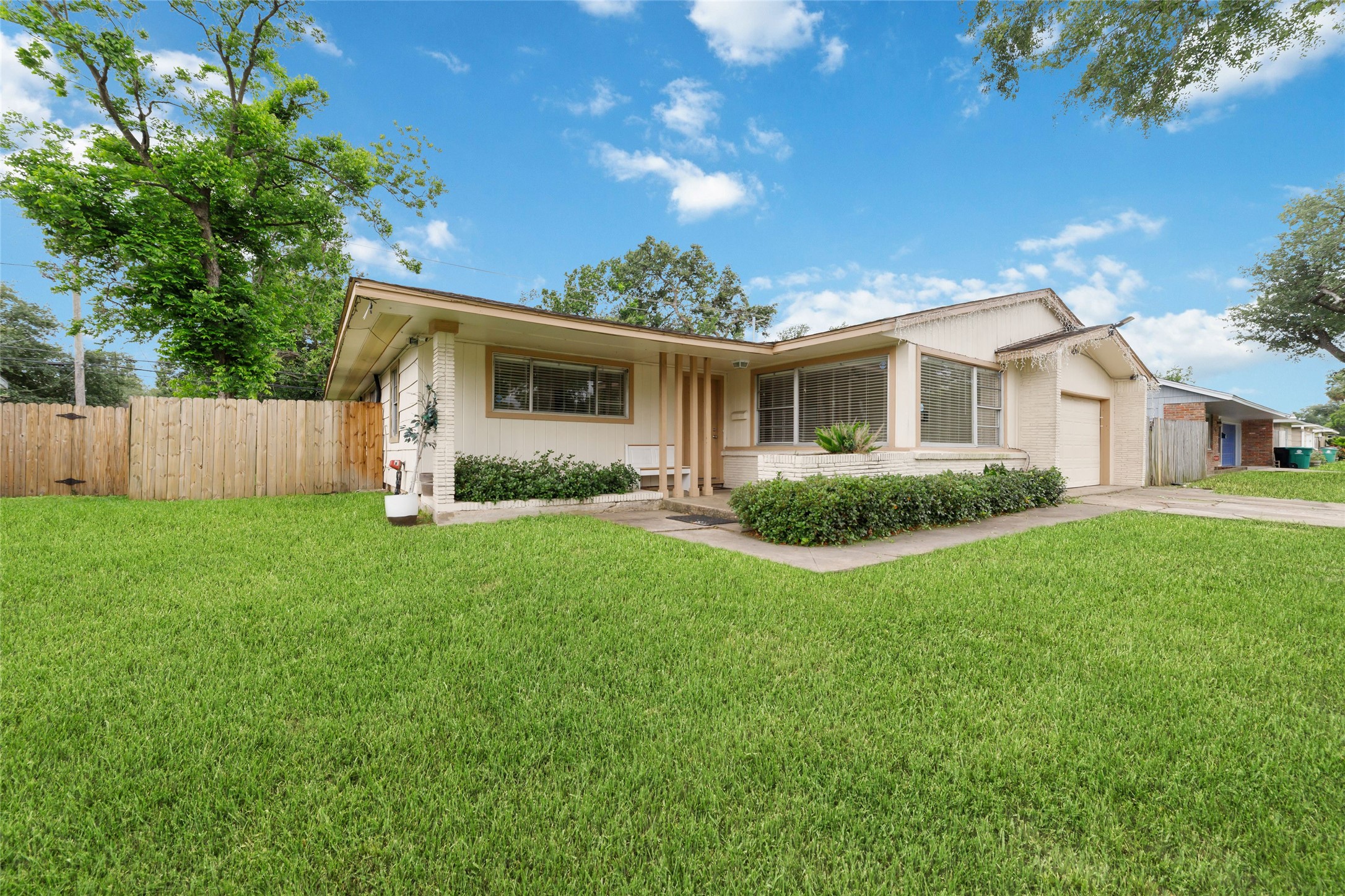 8029 Longridge Drive Houston TX 77055
