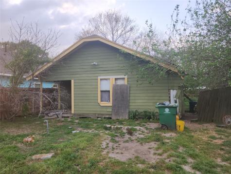 946 Junell Street Houston TX 77088