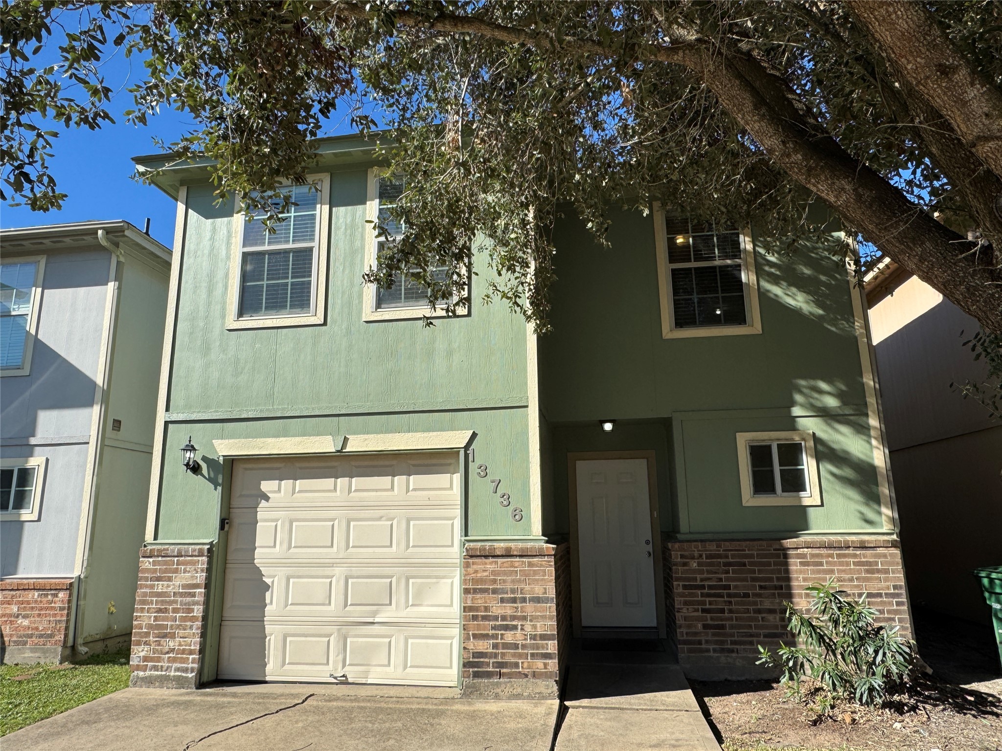 13736 W Cancun Drive Houston TX 77045
