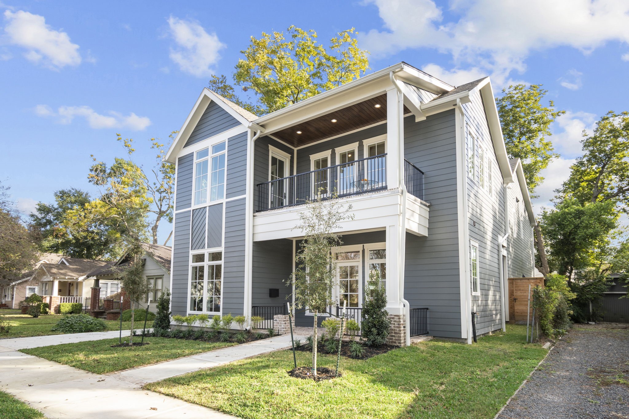 714 E 13th 1/2 Street Houston TX 77008