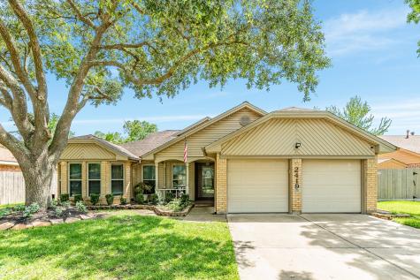 2419 Colleen Drive Pearland TX 77581