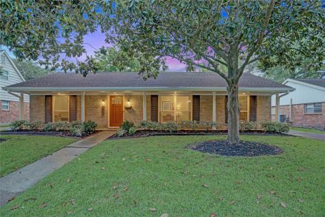 5911 Mcknight Street Houston TX 77035