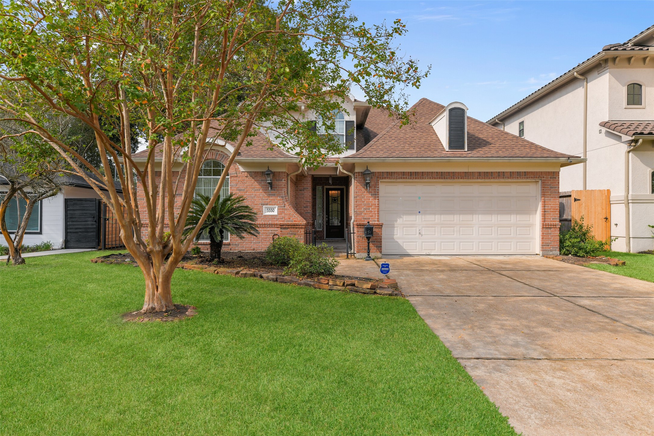 5550 Aspen Street Houston TX 77081