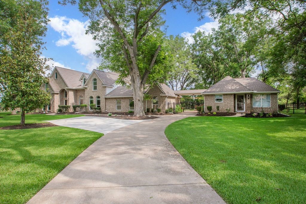 910 Saint Elmos Court Missouri City TX 77459