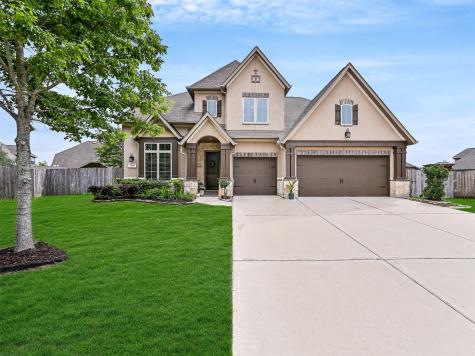 1501 Tallow Chase Court Friendswood TX 77546