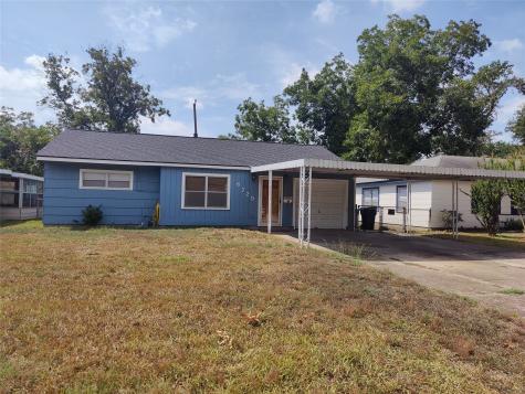 6729 Feldspar Street Houston TX 77092