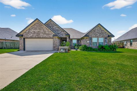 504 Lexington Avenue Clute TX 77531