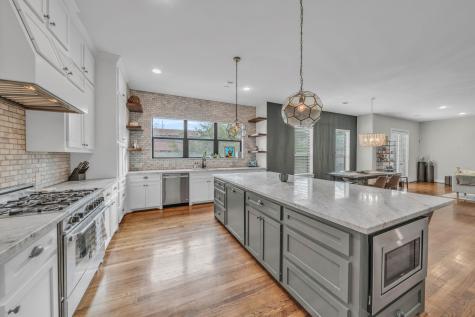 1509 Parker Street Houston TX 77007