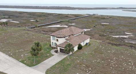591 E Burgundy Bay Port O Connor TX 77982