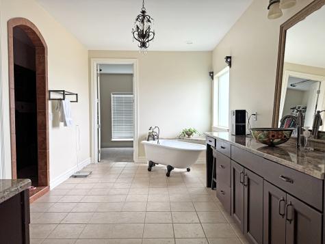 591 E Burgundy Bay Port O Connor TX 77982