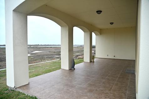 591 E Burgundy Bay Port O Connor TX 77982