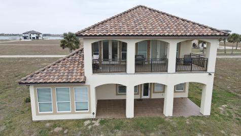 591 E Burgundy Bay Port O Connor TX 77982
