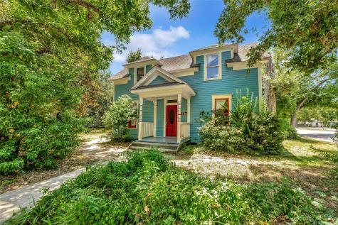 217 W Lang Street Alvin TX 77511
