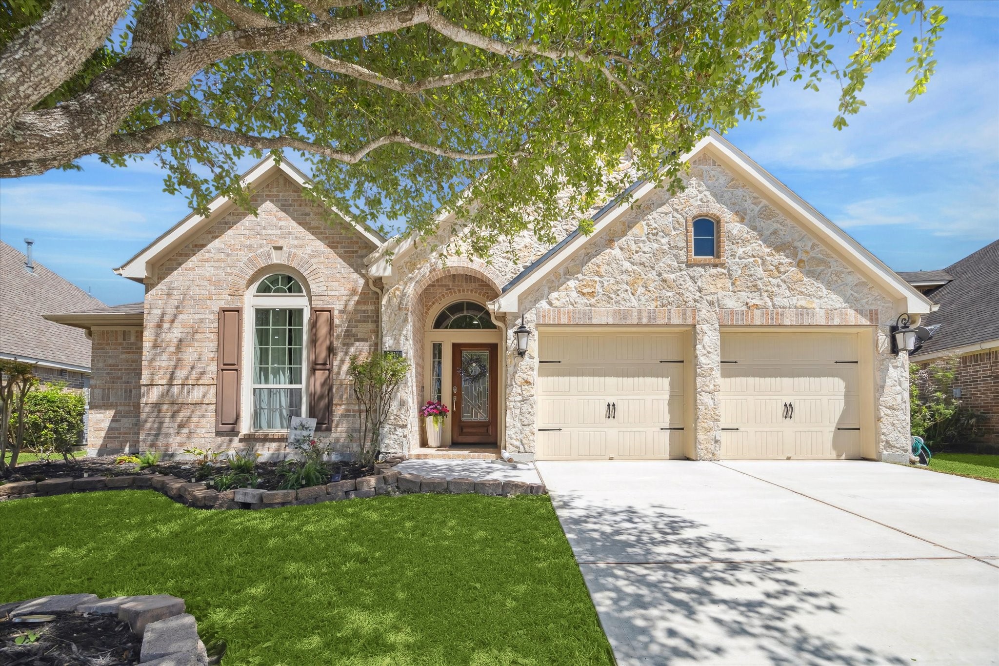 2817 Field Hollow Drive Pearland TX 77584