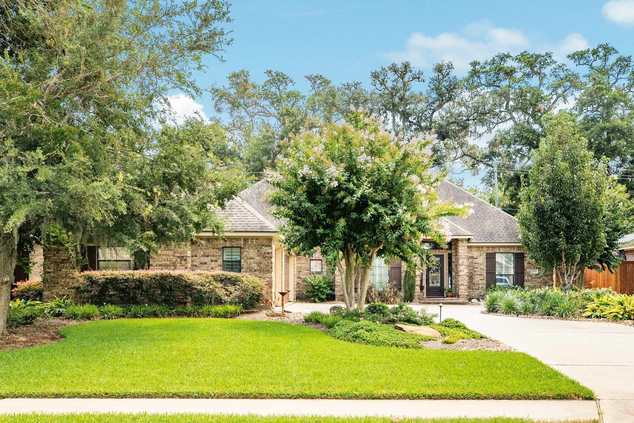 224 Canyon Oak Drive Lake Jackson TX 77566