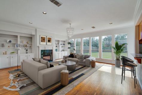 5425 Loch Lomond Drive Houston TX 77096
